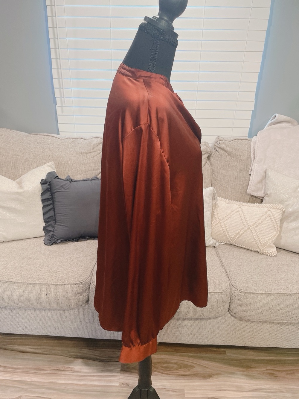 Chico's Brown Silky Tie Neck Blouse Size 3( 16-18) - Picture 5 of 8